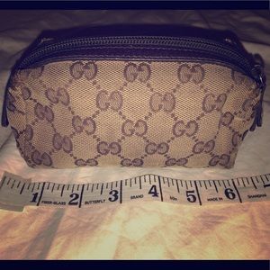 GUCCI Monogram Small Cosmetic Case Dark Brown!